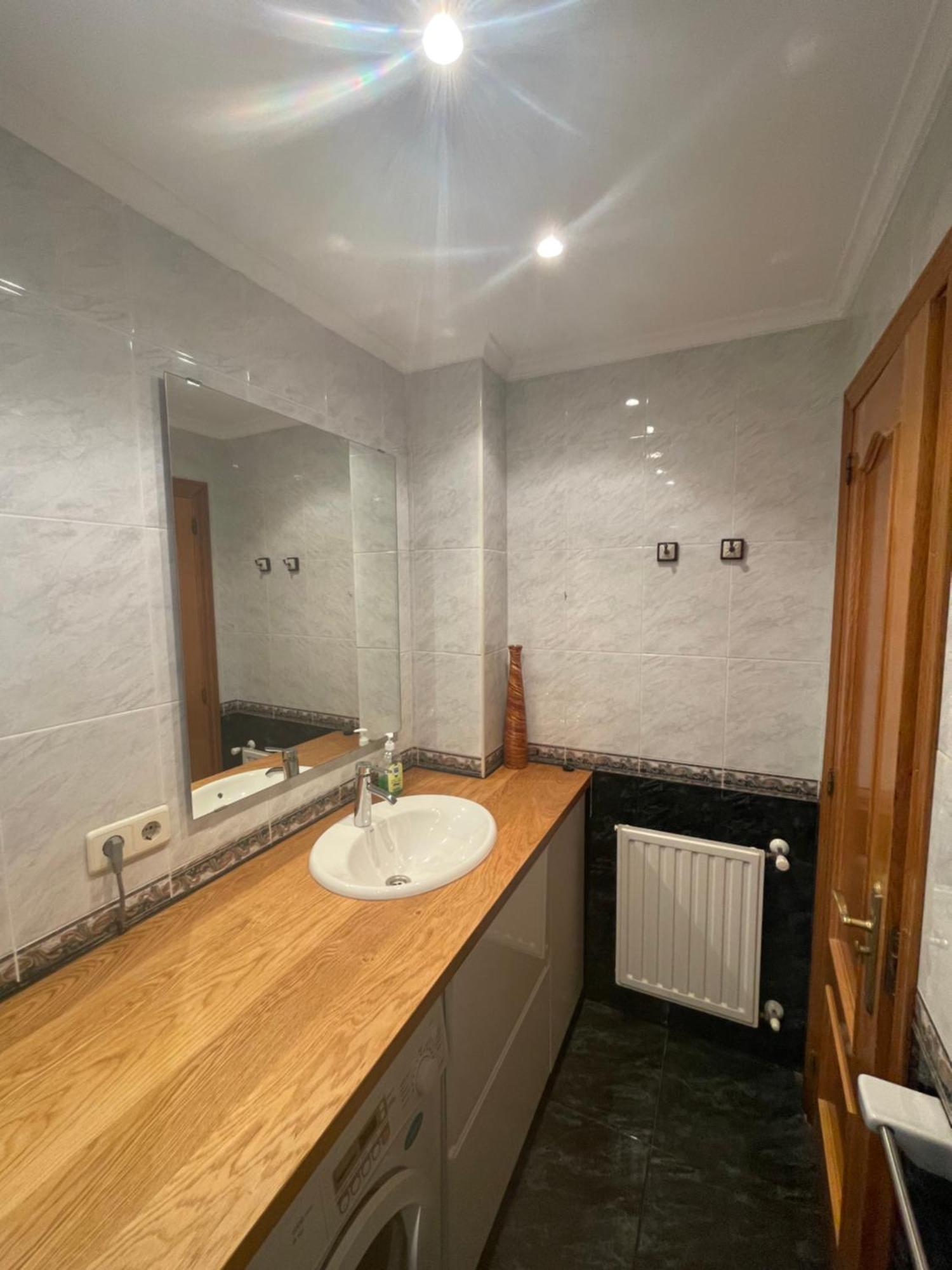 Apartamento De Toro Llanes Eksteriør billede